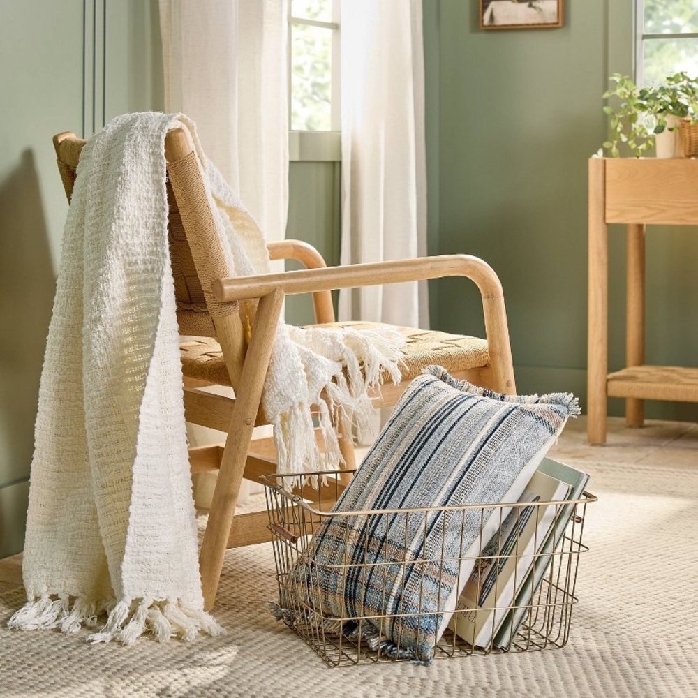 Textured Woven Throw Blanket Sour Cream
- Hearth & Hand™ with Magnolia new 🆕